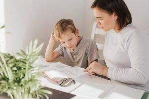 The Benefits of Early Intervention: When to Start Looking for a Tutor for Maths