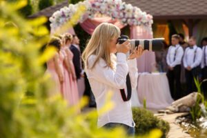 Choosing the Perfect Wedding Photographer A Comprehensive Guide