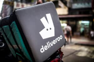 Deliveroo Avoids DoorDash Takeover but Faces Continued Interest