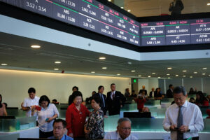 PSEi falls following typhoon, Wall Street’s drop