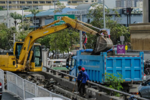 Budget gap shrinks in July