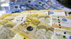 Peso extends climb amid growing dovish Fed bets