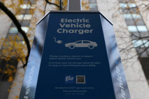 Executive order on EV incentives eyed by yearend