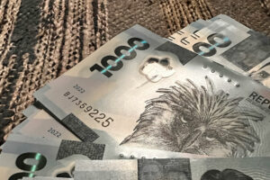 Peso strengthens on inflows ahead of long weekend