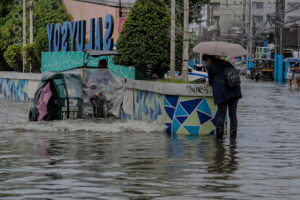 Employers told not to punish workers refusing to work due to typhoon