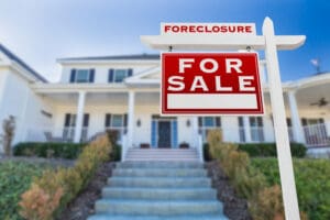 Jake Robinson: Foreclosure Fighter and Problem Solver in Real Estate