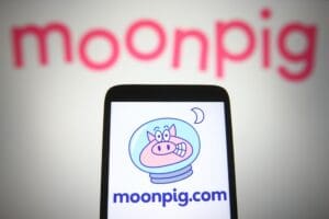 Moonpig slips into loss after £50m write-down hits experiences division