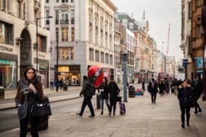 High street job losses climb to 170,000 amid rising tax burdens