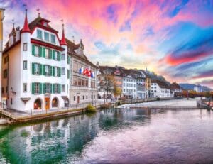 Smart Wealth Planning Tips for Expats Living in Switzerland