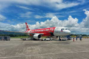 AirAsia signs on to pitch PHL to Muslim travelers