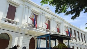 Gov’t fully awards reissued 10-year Treasury bonds at higher rates