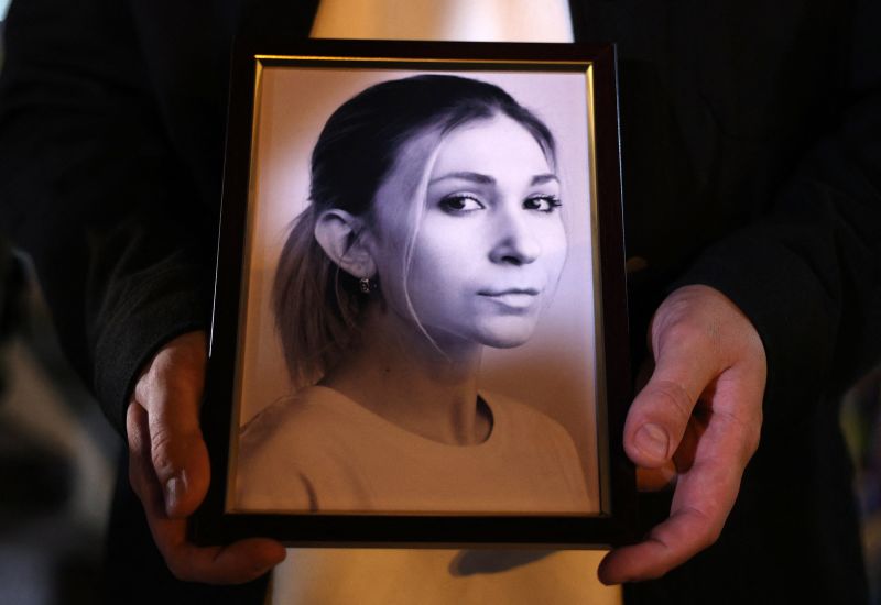 Body of Ukrainian journalist who died in Russian detention returned by Moscow with signs of torture and with missing organs