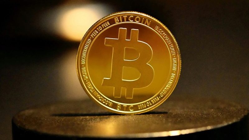 Crypto Market Recap: Swiss Central Bank Dismisses Bitcoin as Reserve Asset