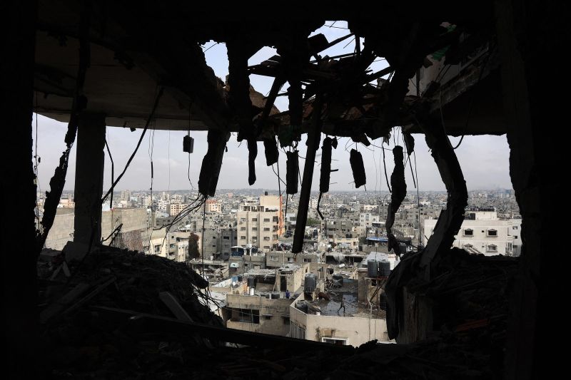 Hamas executes Palestinians for looting as desperation grows under Israeli blockade