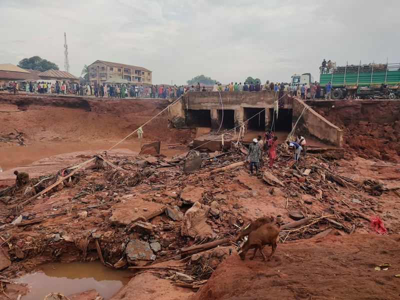 Athletes, coaches and officials among 22 killed in road accident in northern Nigeria