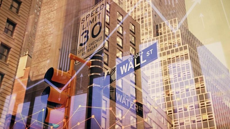 Crypto Market Update: Wall Street Pulls Back US$5 Billion as Bitcoin Premium Shrinks