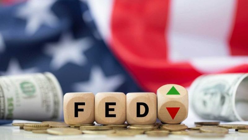 Trump’s Fed Feud: Fears Over Fed Independence Benefit Gold