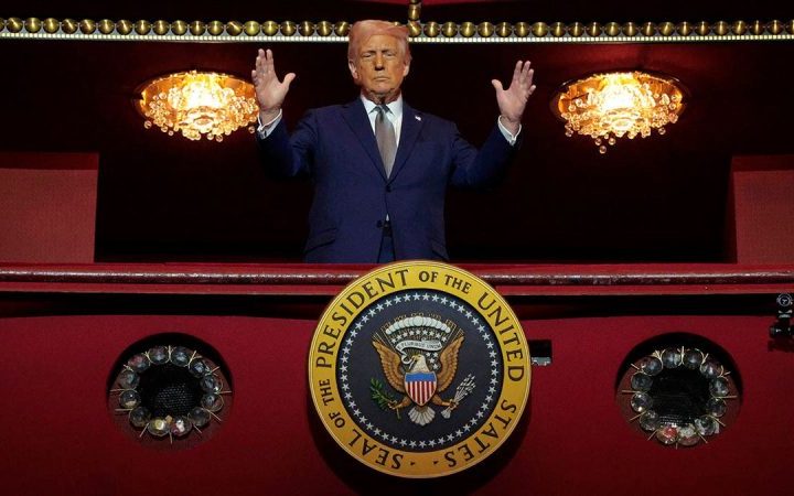 Trump’s Kennedy Center Honors overhaul delivers star-studded lineup, new medallion and historic hosting role