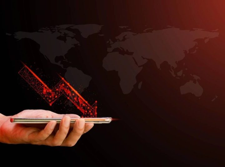 Tech Weekly: Stocks See Minor Reprieve Before Ending Week in the Red