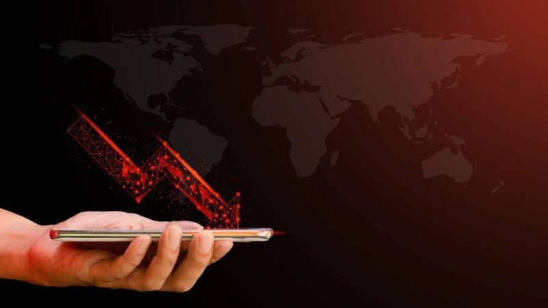 Tech Weekly: Stocks See Minor Reprieve Before Ending Week in the Red