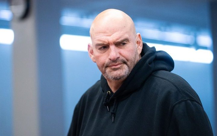 Fetterman bucks Democrats, says party put politics over country in DHS shutdown standoff