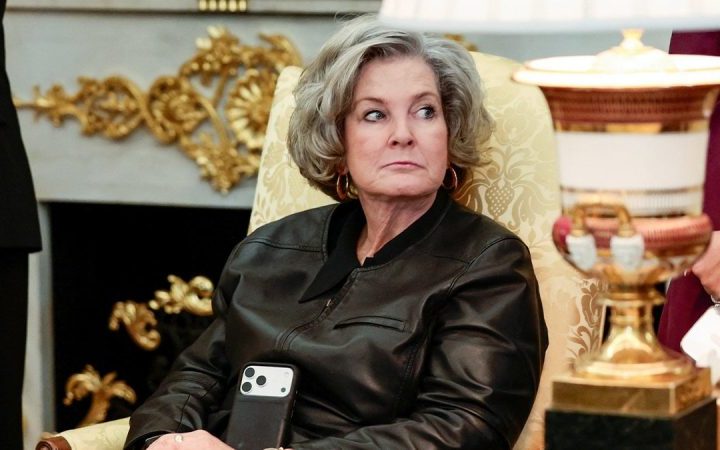 FBI subpoena of phone records leaves Trump chief of staff ‘in shock’: report